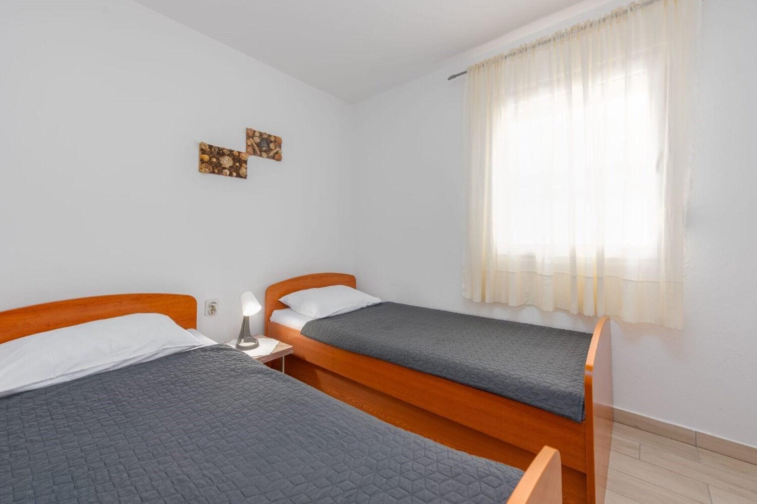 Apartments Mil - 30 M From Beach Ribarica Exterior foto