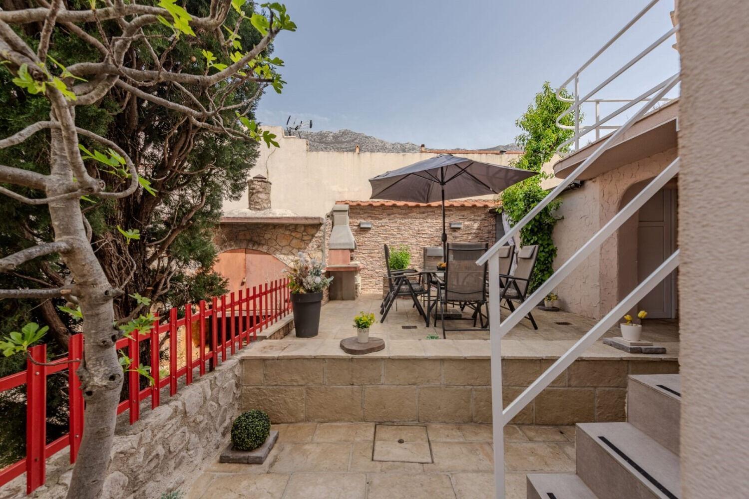 Apartments Mil - 30 M From Beach Ribarica Exterior foto